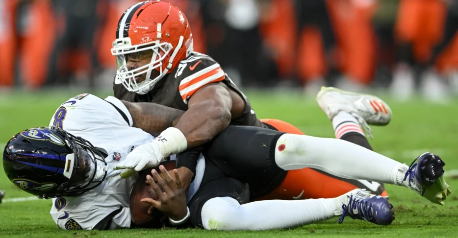 Browns defense isn’t a cupcake and presents stiff challenge for Las Vegas Raiders
