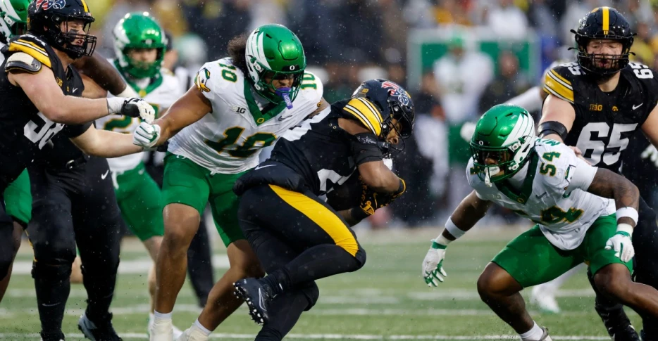 College Football Week 13 Spotlight: EDGE/IDL, Matayo Uiagalelei/A’Mauri Washington vs. USC