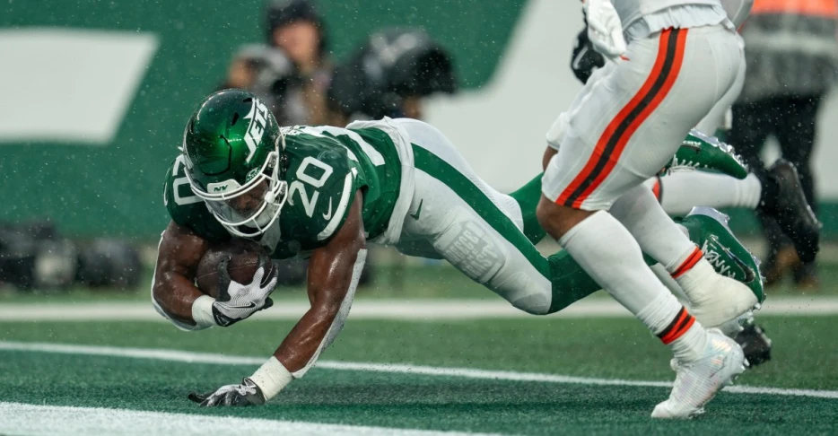 Report: All Indications Jets want to re-sign Breece Hall