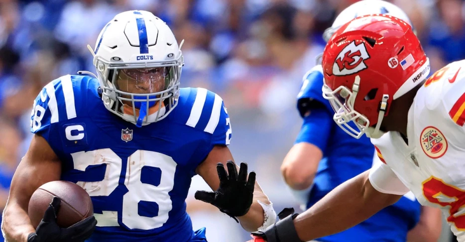 Stopping Jonathan Taylor will be Chiefs’ top priority against the Colts