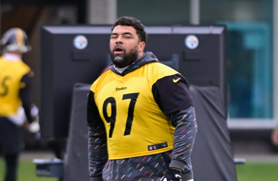 Two Steelers Improve Injury Status for Bears Game