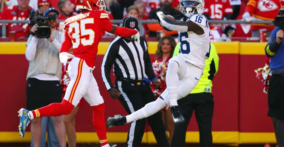 AFC Playoff Picture: Indianapolis Colts fall further behind AFC lead with loss