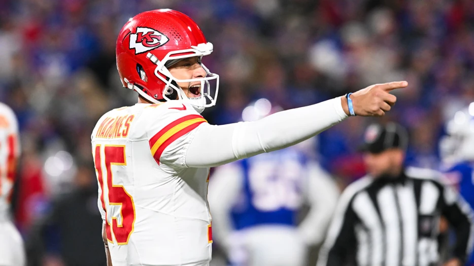 Chiefs’ 1-score nightmare is over with OT thriller vs. Colts