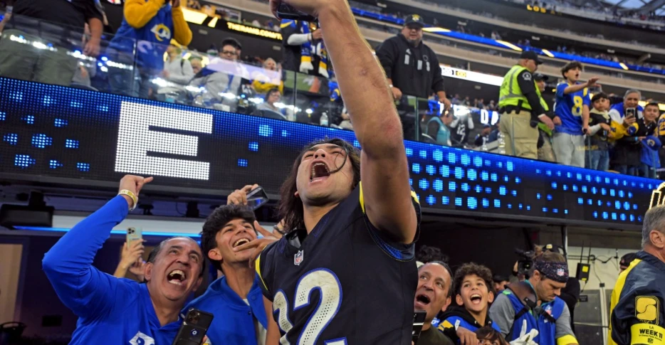 Rams fans confident in team, but not unified yet