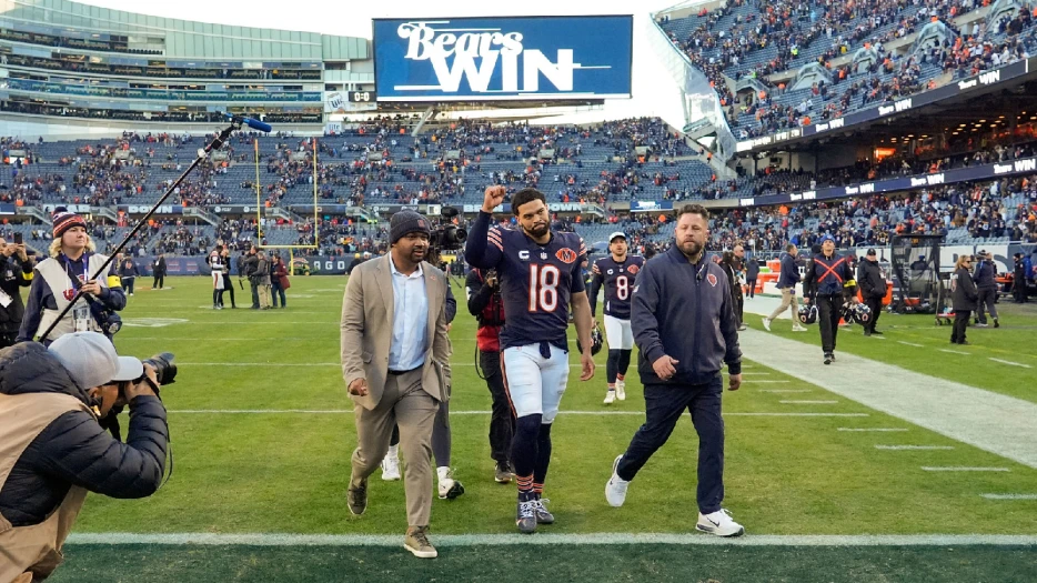 Bears QB Caleb Williams’ response to fans already gearing up for playoffs