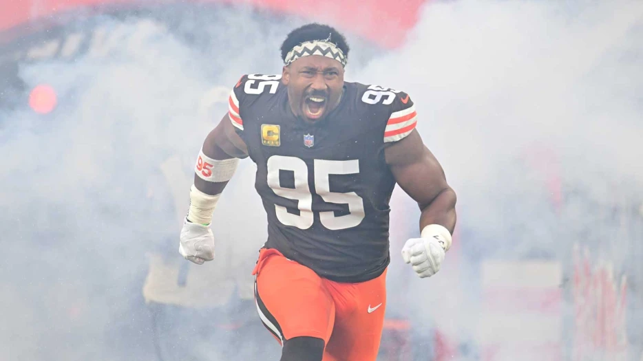 Browns’ Myles Garrett reaches new career benchmark amid dominant Raiders effort