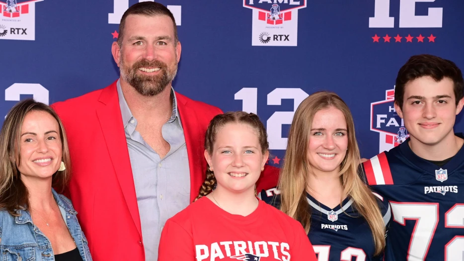 Matt Light Reveals Hilarious Reason For Patriots’ 2025 Success
