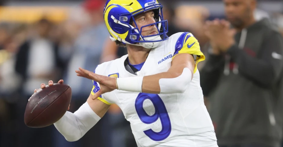 Matthew Stafford proving that age ain’t nothin’ but a league-leading stat