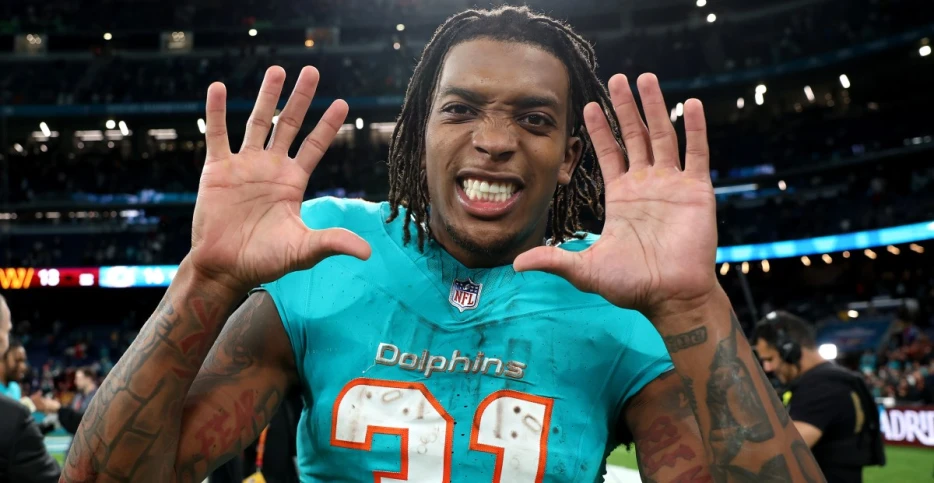 Miami Dolphins favorites over New Orleans Saints in Week 13