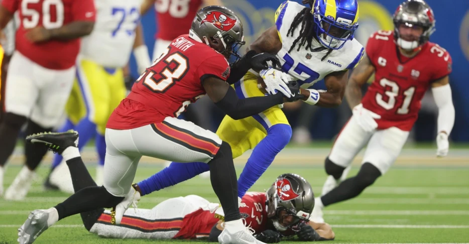 Notes and stats from the Buccaneers 34-7 loss to the Rams
