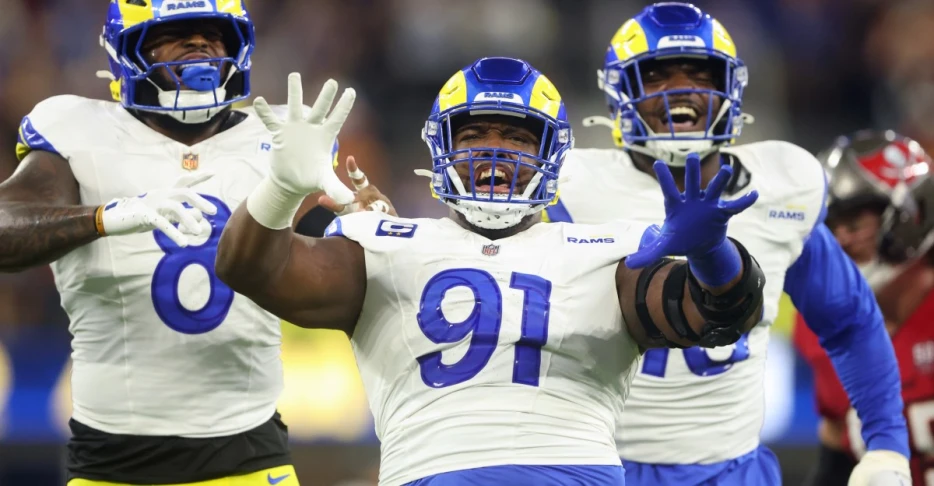 Rams vs. Buccaneers discussion: Stafford faces Mayfield in primetime