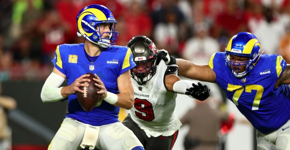 Sunday Night Football; Buccaneers at Rams discussion thread