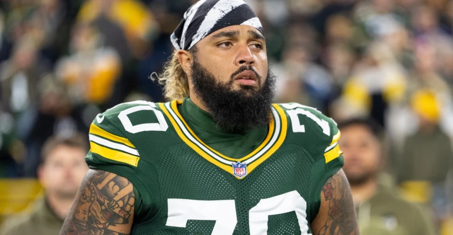 The Green Bay Packers are a 6-lineman team now