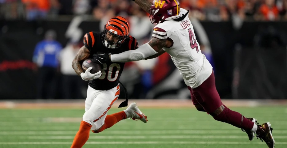 Why Frankie Luvu has regressed in his second season with the Washington Commanders