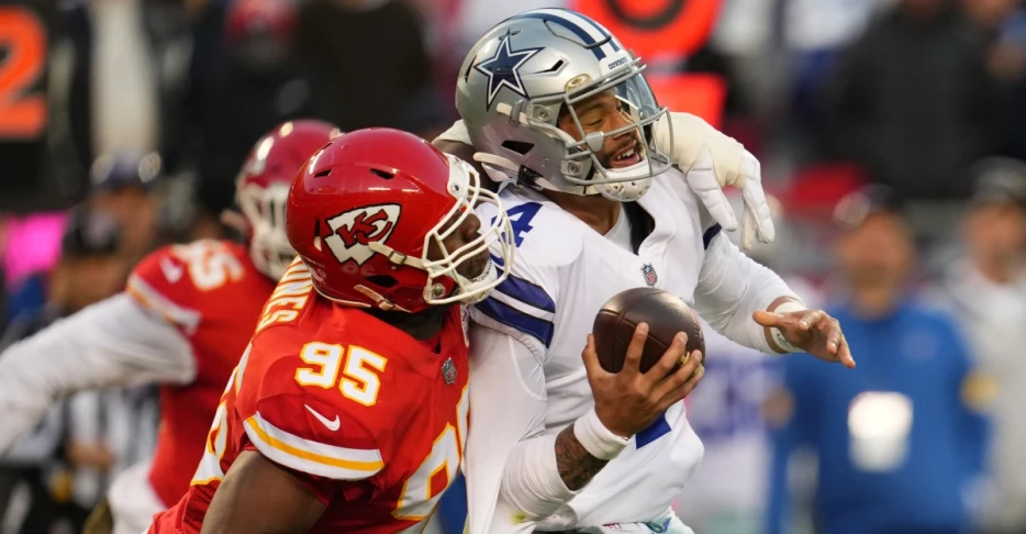 Chiefs face Cowboys: Week 13 news, injury updates and previews