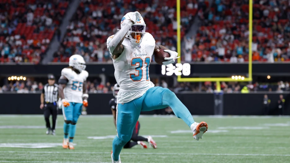 Dolphins rout Falcons 34-10 for their second win of the season