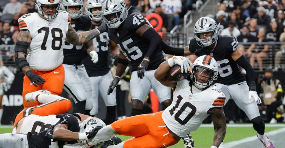 Las Vegas Raiders have little to be thankful for while falling in Week 13 NFL Power Rankings
