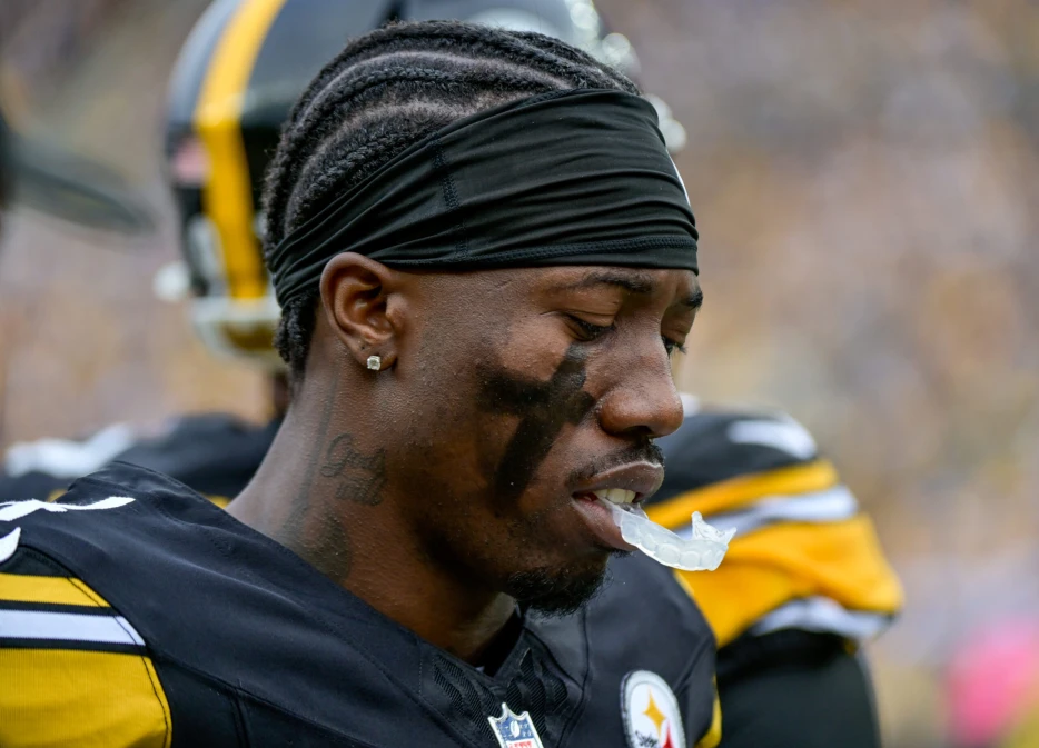 Mike Tomlin Updates Status on Six Injured Steelers Starters