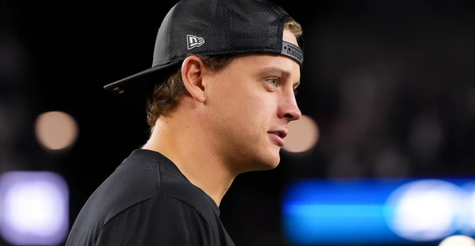 Bengals News (11/26): Joe Burrow defies expectations in injury recovery