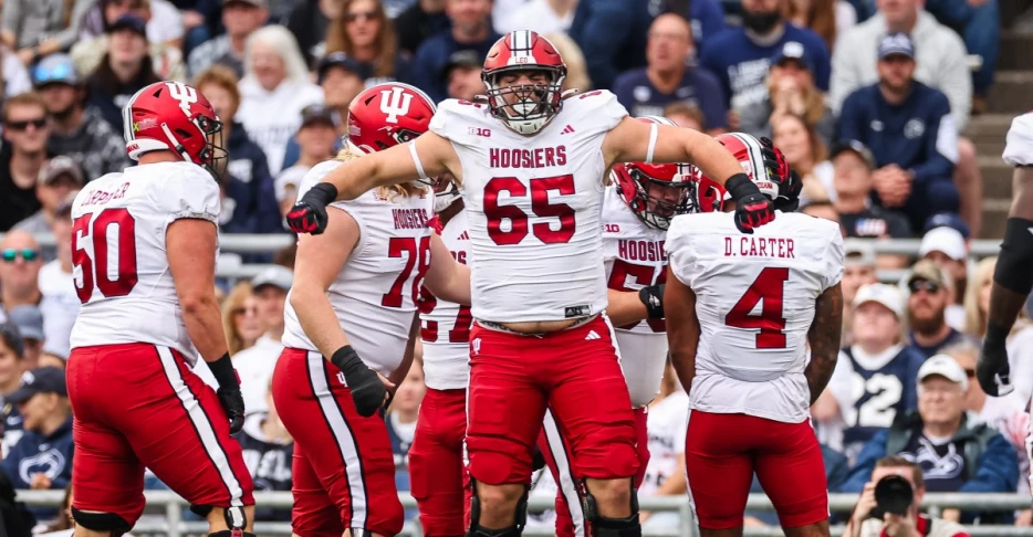 Bleacher Report puts Indiana LT Carter Smith on the Bears’ draft radar