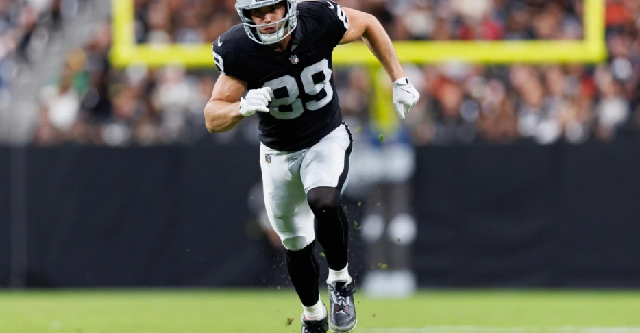 Brock Bowers need to be focal point for Greg Olson