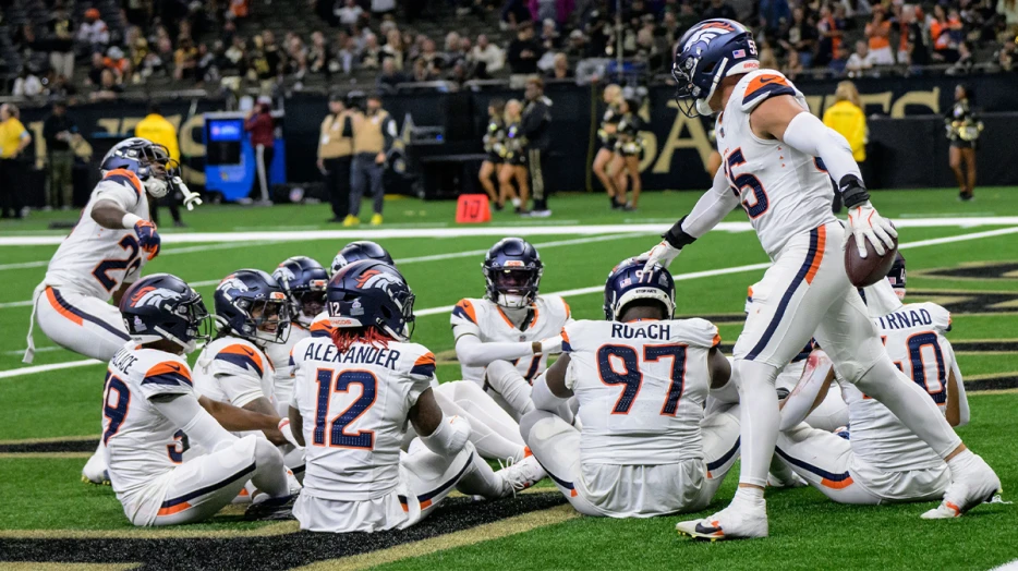 Broncos lock up another core player with $29.25 million contract extension