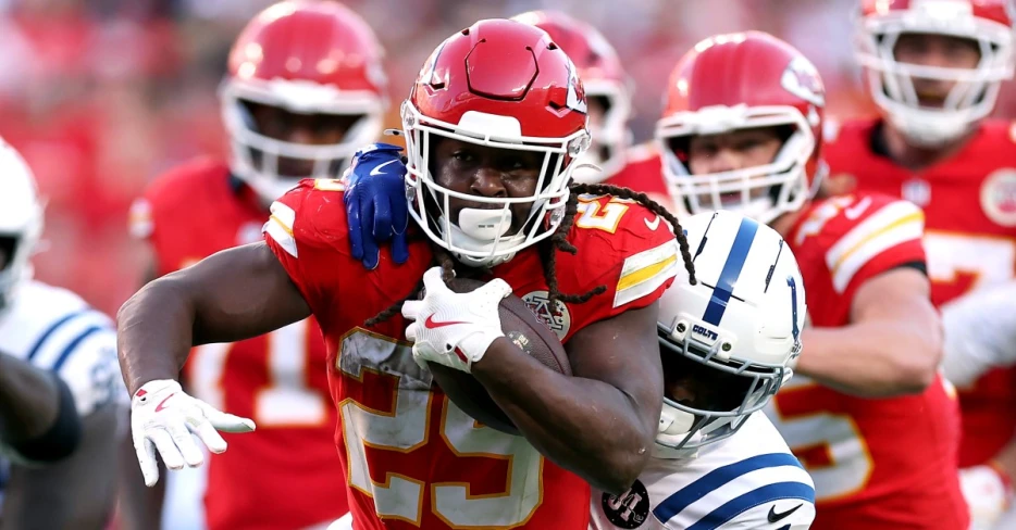Chiefs’ Kareem Hunt on 30-carry outing against Colts: ‘It’s fun’
