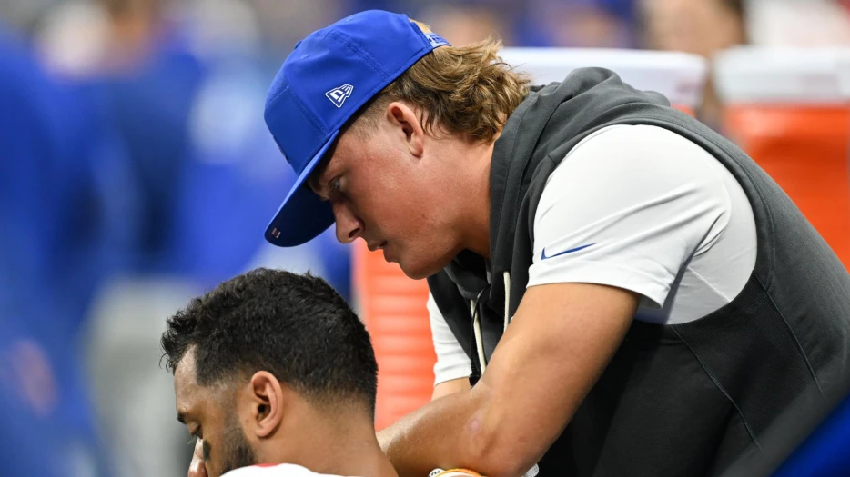 Giants Coach Provides Jaxson Dart Injury Update Before ‘Monday Night Football’ Vs. Patriots