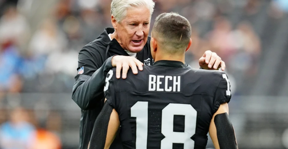 Las Vegas Raiders’ focus should be equal parts present and future