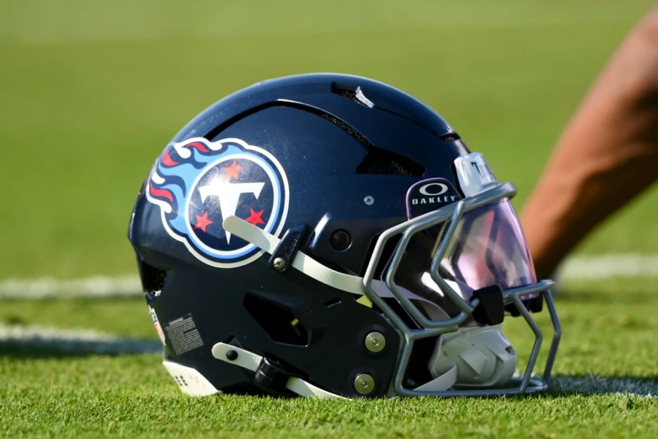 Tennessee Titans Add Former First-Round Pick to Roster