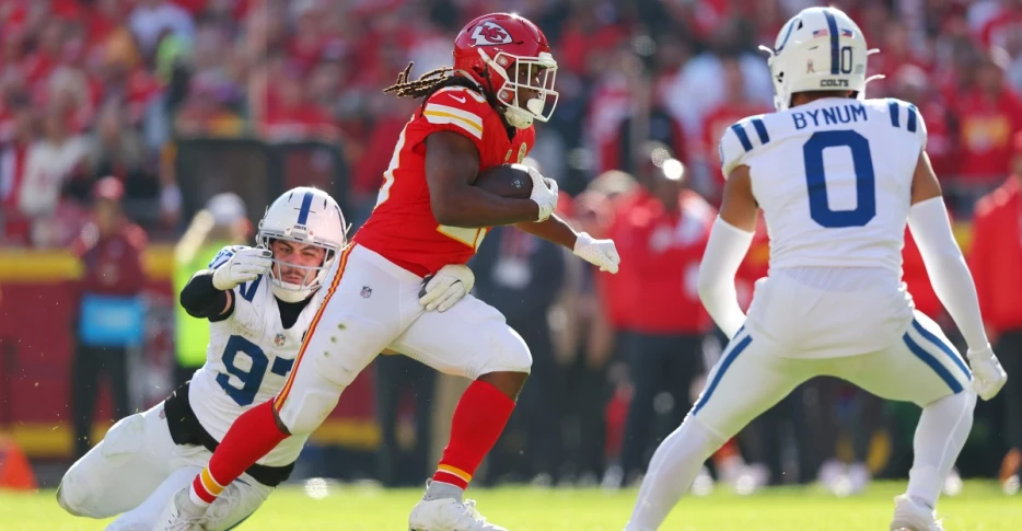 Chiefs News 11/27: Kareem Hunt scoops AFC weekly award