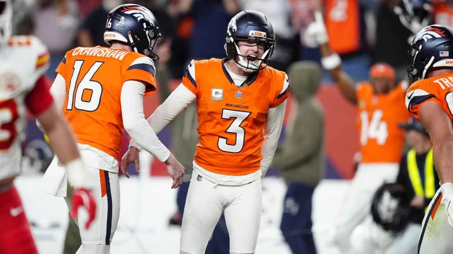 Where Broncos’ Wil Lutz extension lands in kicker pay pantheon
