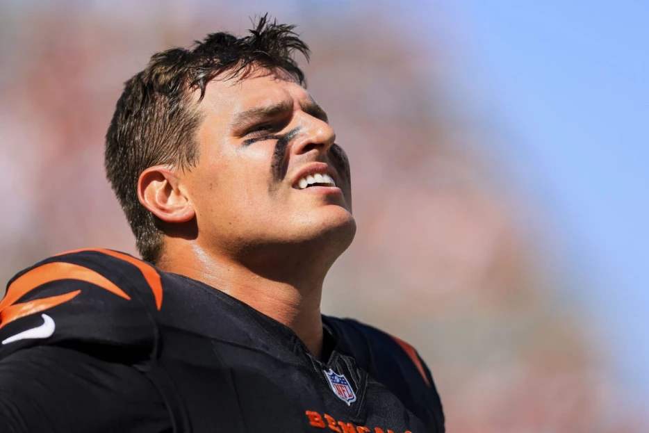 Bengals HC Zac Taylor: Trey Hendrickson Still Considered Week-To-Week