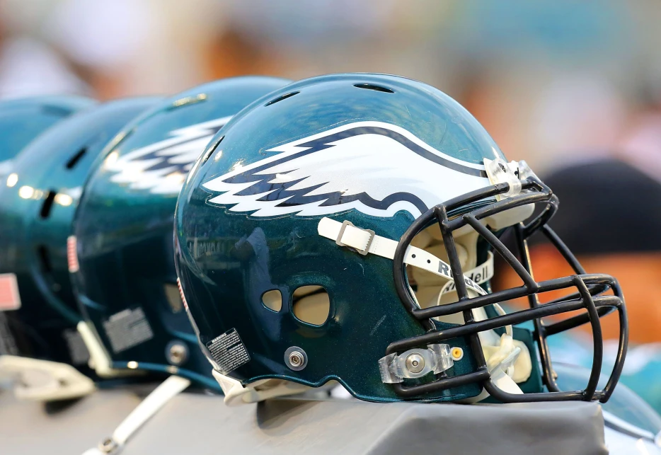 Eagles Rookie Sends Message After Successful Surgery