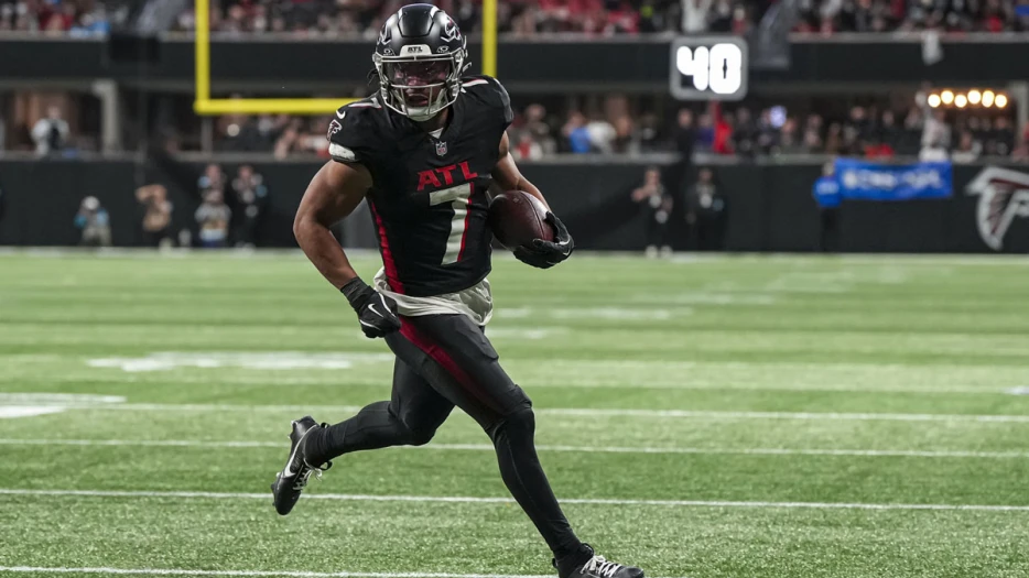 Jets DC Steve Wilks gives Falcons’ Bijan Robinson his flowers ahead of Week 13 matchup