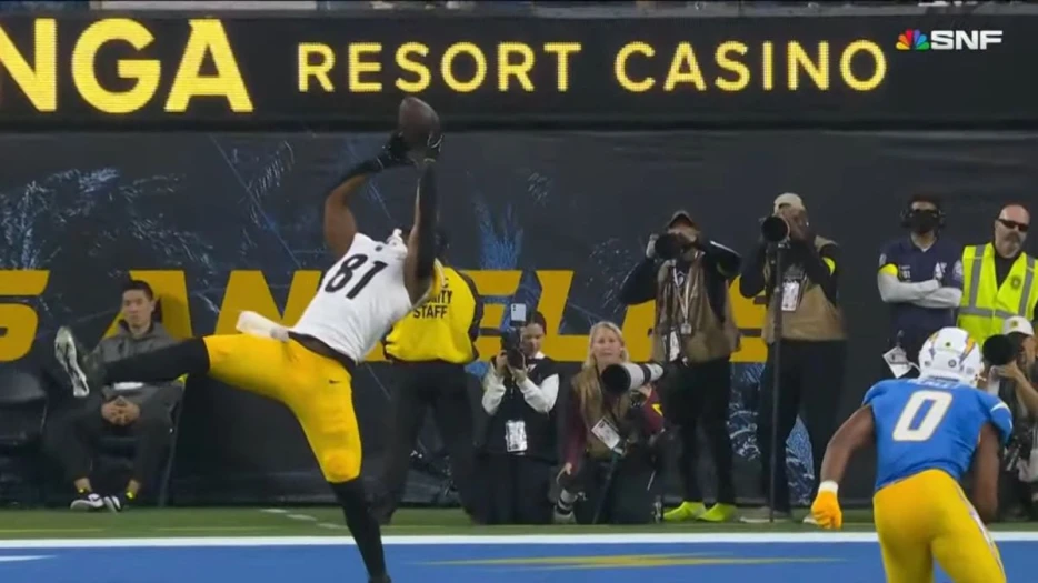 Steelers Stock Watch – TE Jonnu Smith