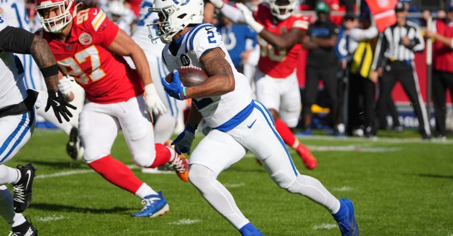 Why has Josh Downs been featured less in the Colts offense?