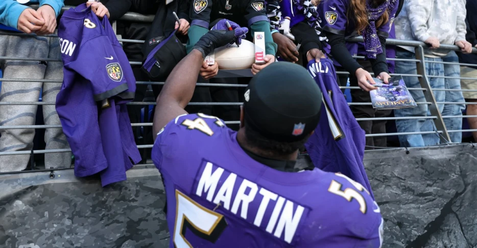 Ravens linebacker Chandler Martin out for season with torn ACL