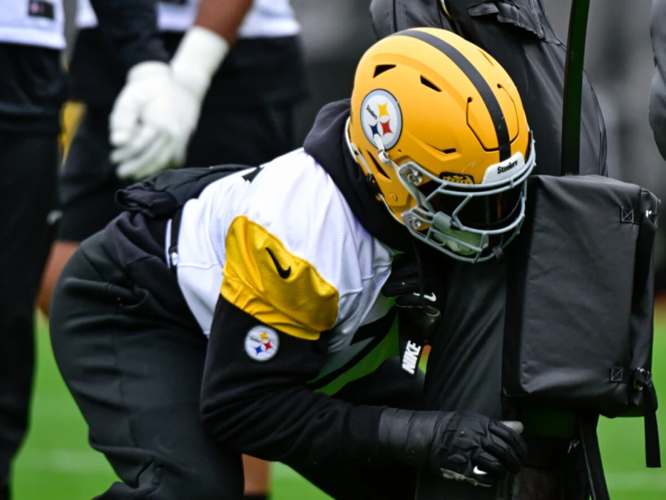 Steelers Get Bad News on Broderick Jones’ Injury