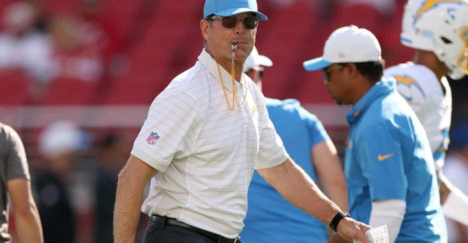 Raiders vs. Chargers: How to watch, TV schedule, streaming and more