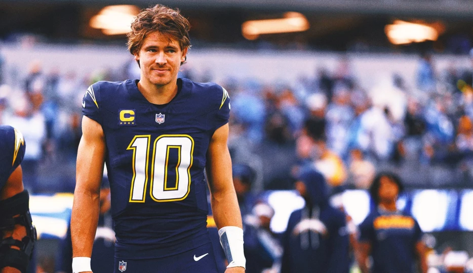 2025 NFL Week 14: Dallas Cowboys at Detroit Lions