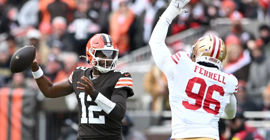 3 49ers stars from Week 13: Clelin Ferrell makes his mark against the Browns