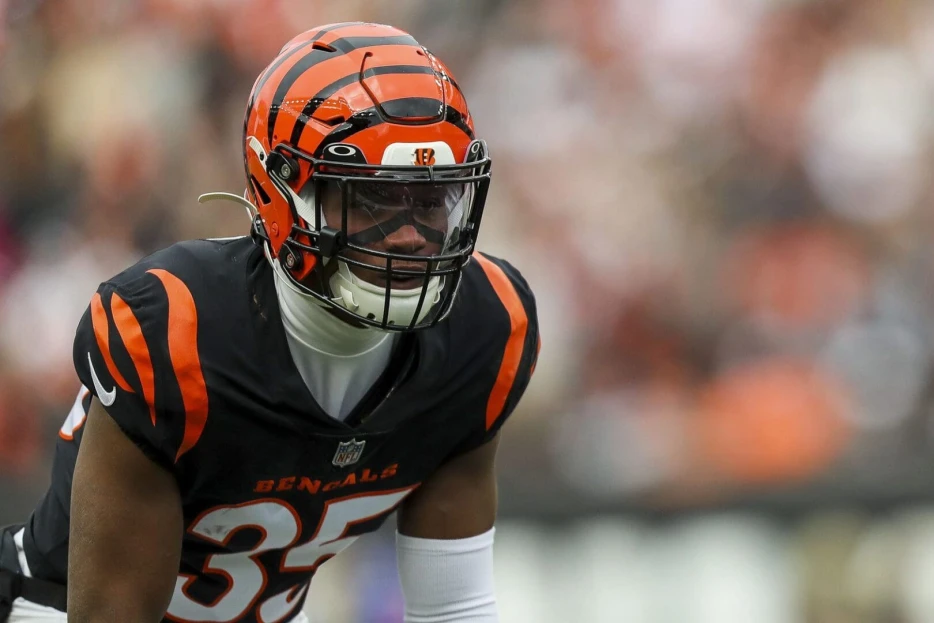 Bengals Made Two Moves, Promote CB Jalen Davis