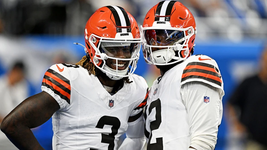 Browns’ HC Kevin Stefanski addresses sideline argument between Shedeur Sanders &amp; Jerry Jeudy