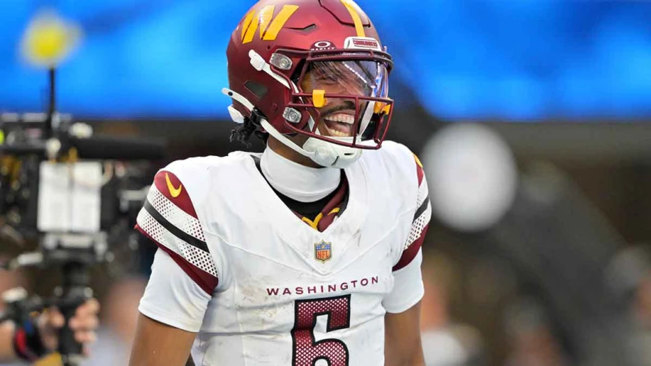 Commanders’ Jayden Daniels not cleared for contact amid elbow injury