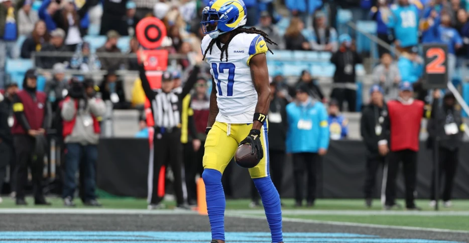 Davante Adams continues to stack up touchdowns and climb up NFL All-Time list