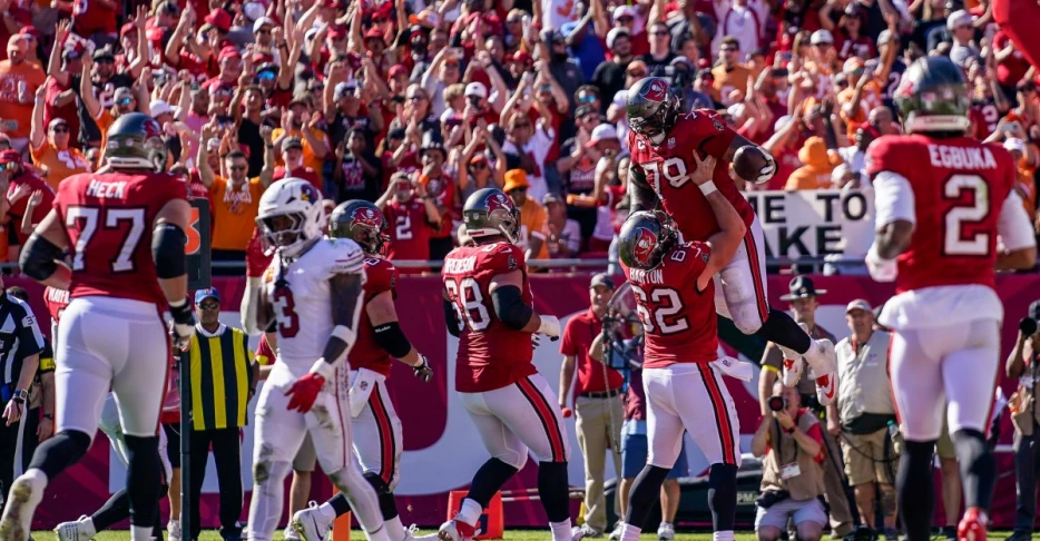 Notes and stats from the Buccaneers 20-17 win over the Cardinals