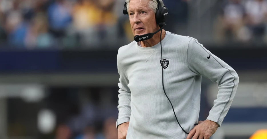 Pete Carroll has no one to blame for another big Las Vegas Raiders defeat but himself