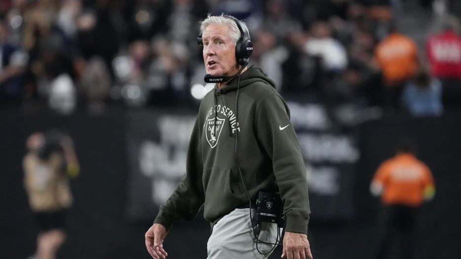 Raiders officially out of playoff contention following Chargers loss