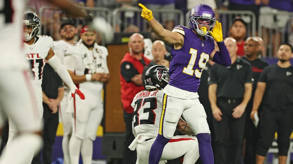 Why Patriots Shouldn’t Pursue Adam Thielen After Vikings Release